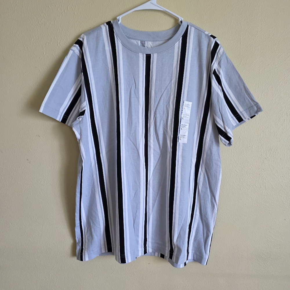 Original Use 100% Cotton Short Sleeve Crew Neck Tee  Vertical Stripes